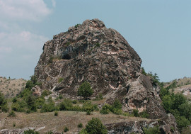 Prehistoric sanctuary, 3 km southeast from Golemo Gradiste